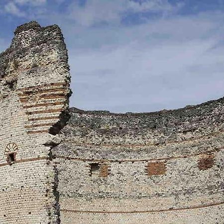 Appartement Familial Proche D'Un Site Historique Perigueux Ngoại thất bức ảnh