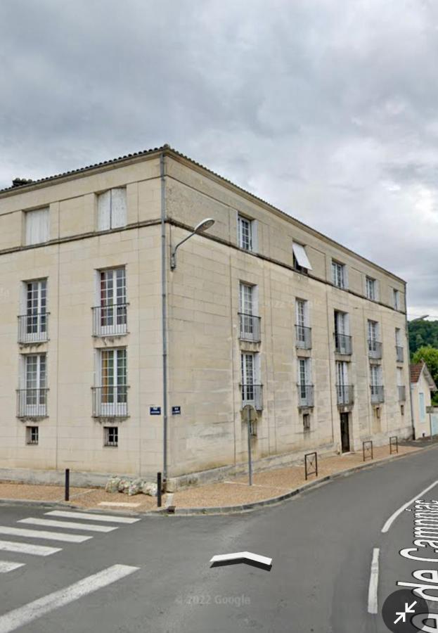Appartement Familial Proche D'Un Site Historique Perigueux Ngoại thất bức ảnh
