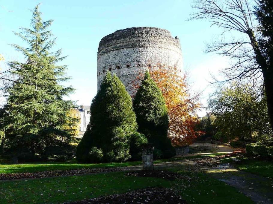 Appartement Familial Proche D'Un Site Historique Perigueux Ngoại thất bức ảnh